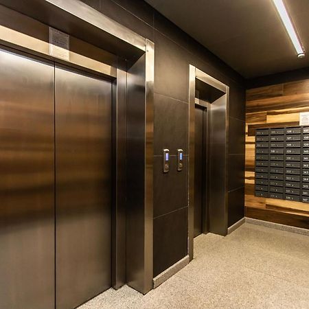 Sky House Premium Apartment In City Center Chisináu Exterior foto