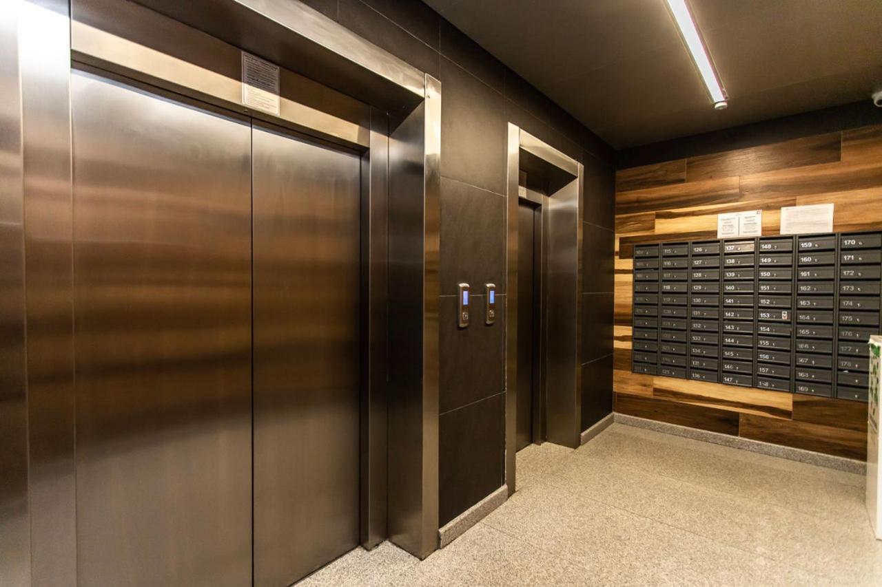 Sky House Premium Apartment In City Center Chisináu Exterior foto
