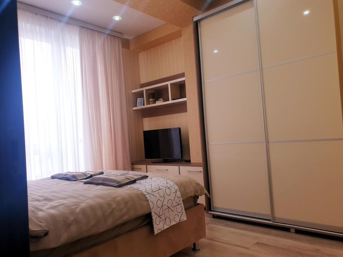 Sky House Premium Apartment In City Center Chisináu Exterior foto